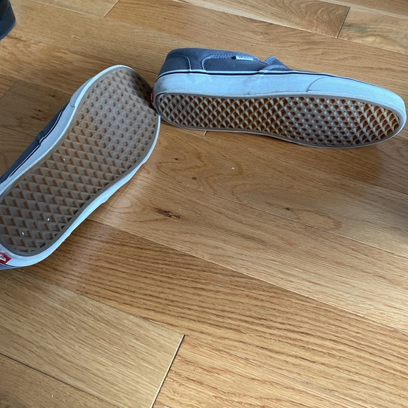 Vans- men’s slip ons - Picture 4 of 4